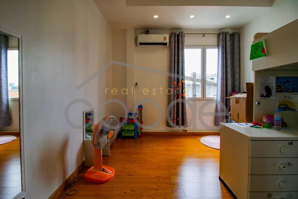 Master design 4 bedroom apartment for sale Wat Phnom central Phnom Penh