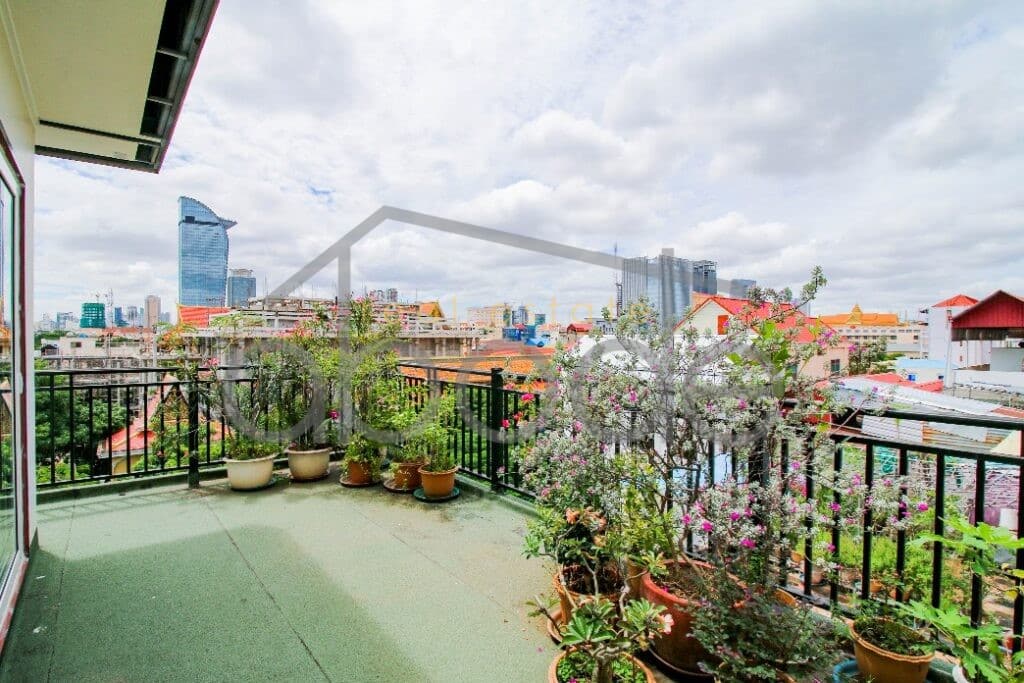 Master design 4 bedroom apartment for sale Wat Phnom central Phnom Penh