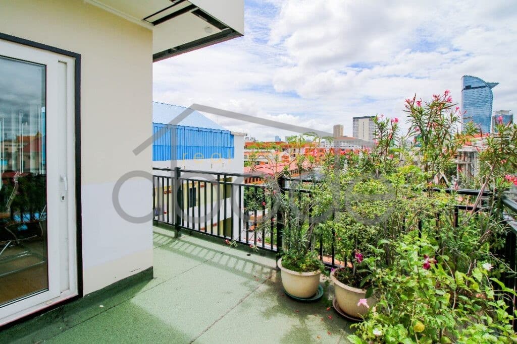 Master design 4 bedroom apartment for sale Wat Phnom central Phnom Penh