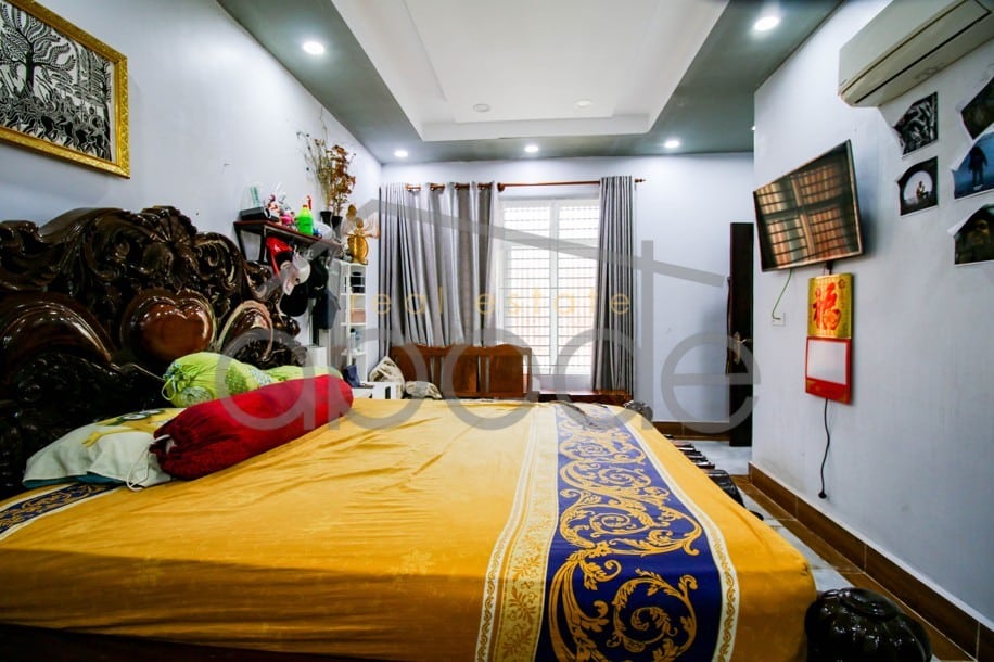 Modern 7 bedroom house for sale central Phnom Penh