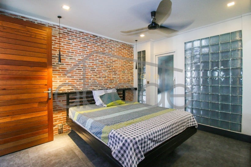 3 bedroom 7 Makara apartment for sale central Phnom Penh