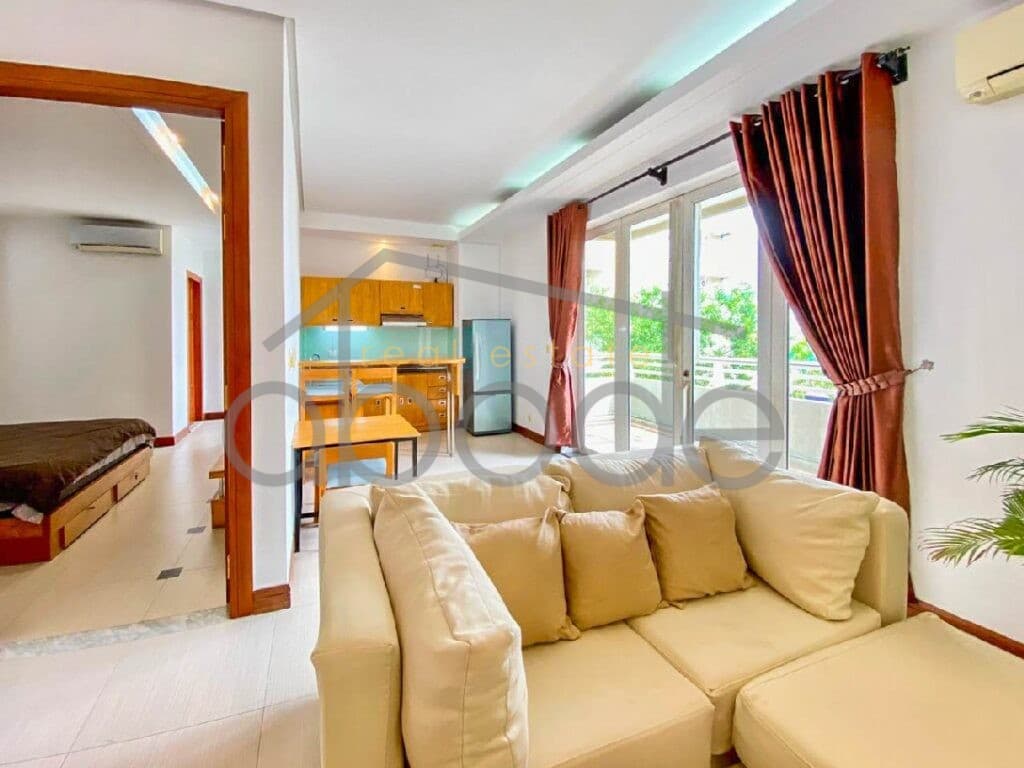 Bright 1 bedroom apartment for rent Russian Market