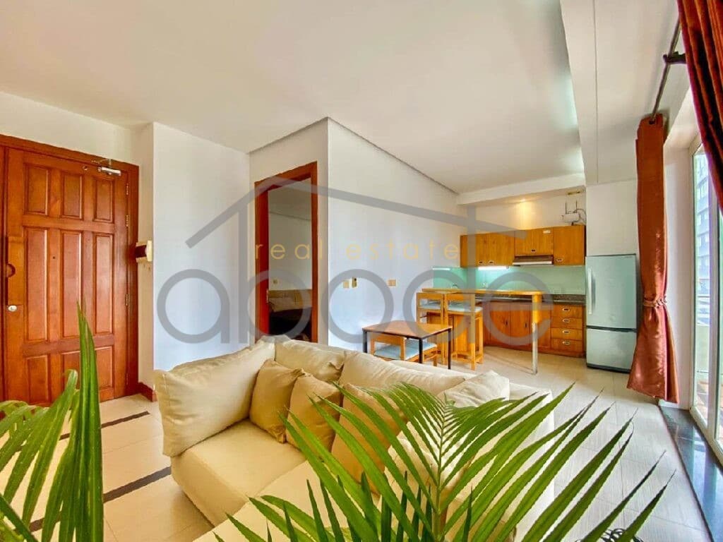 Bright 1 bedroom apartment for rent Russian Market