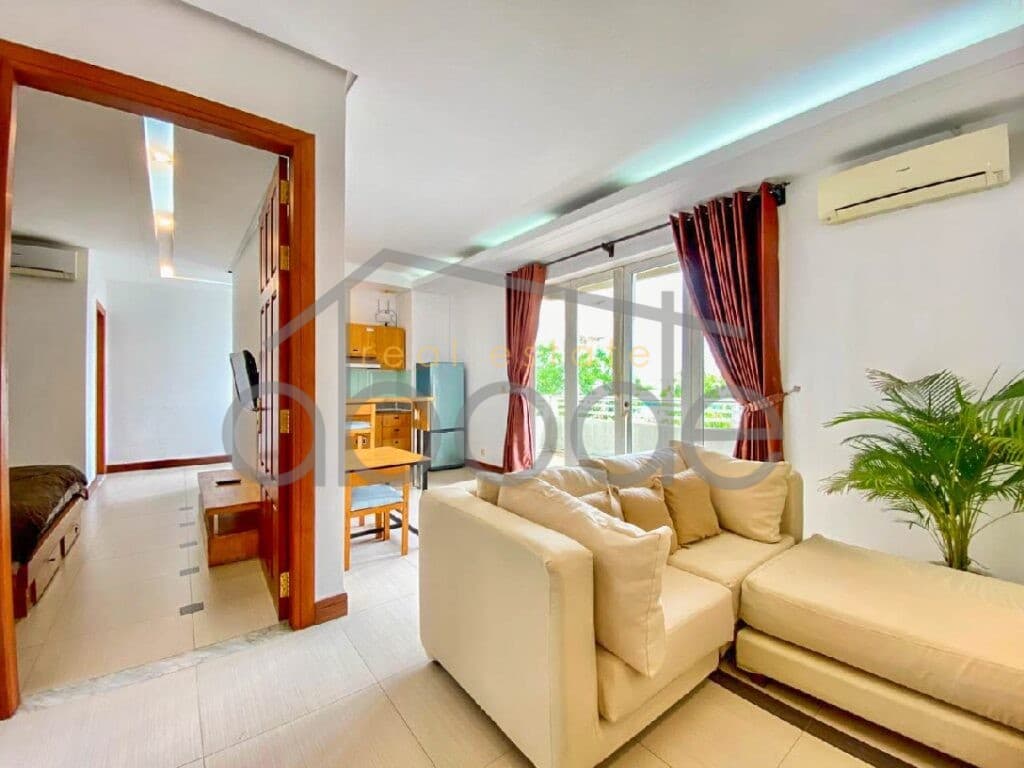 Bright 1 bedroom apartment for rent Russian Market
