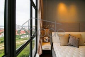 Luxury 2 bedroom Peninsula condo apartment for sale Chroy Changvar