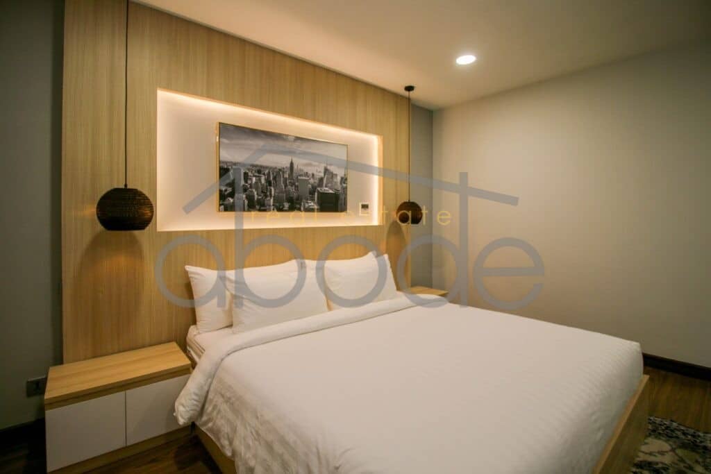 Luxury 3 bedroom serviced apartment for rent BKK 2
