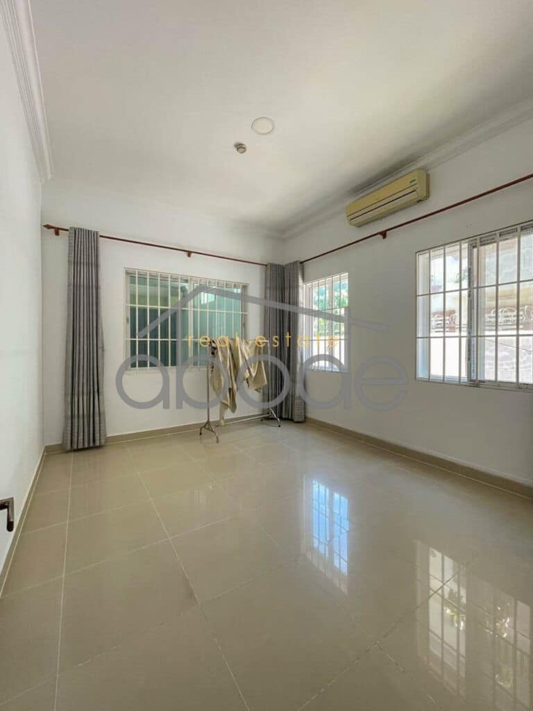 Luxury 6 bedroom villa for rent Tonle Bassac
