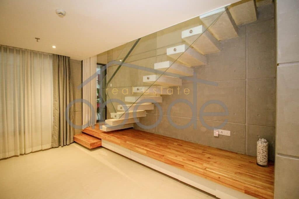 Luxury 2-bedroom duplex apartment for rent Daun Penh central Phnom Penh