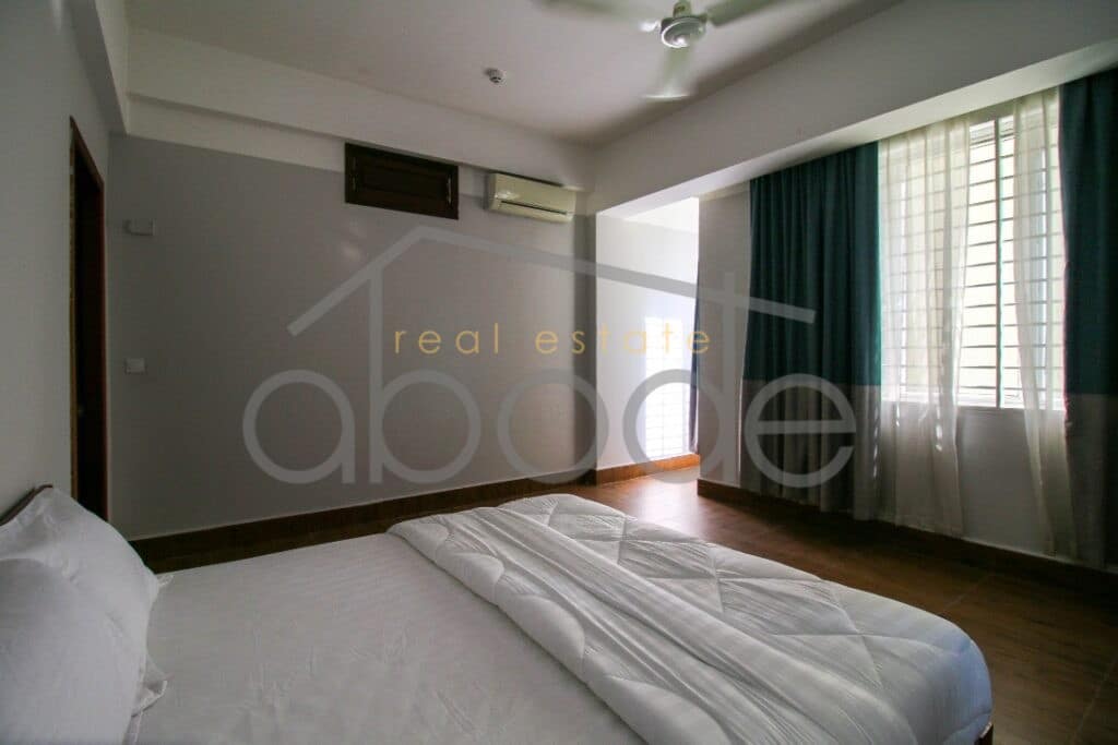 Large 1 bedroom apartment for rent Russian Market central Phnom Penh