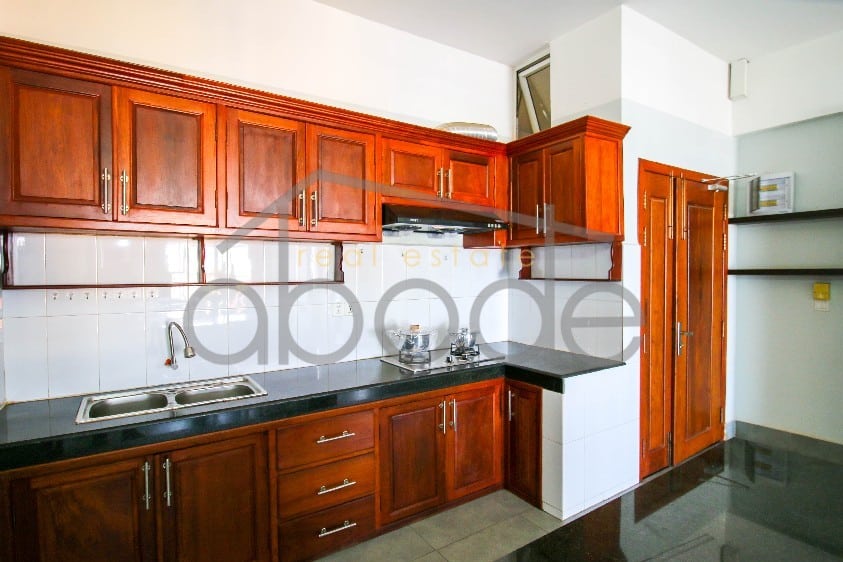 Large 2 bedroom apartment for rent Russian Market