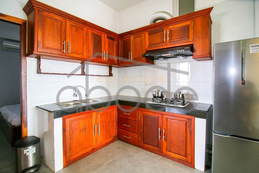 Large 2 bedroom apartment for rent russian market
