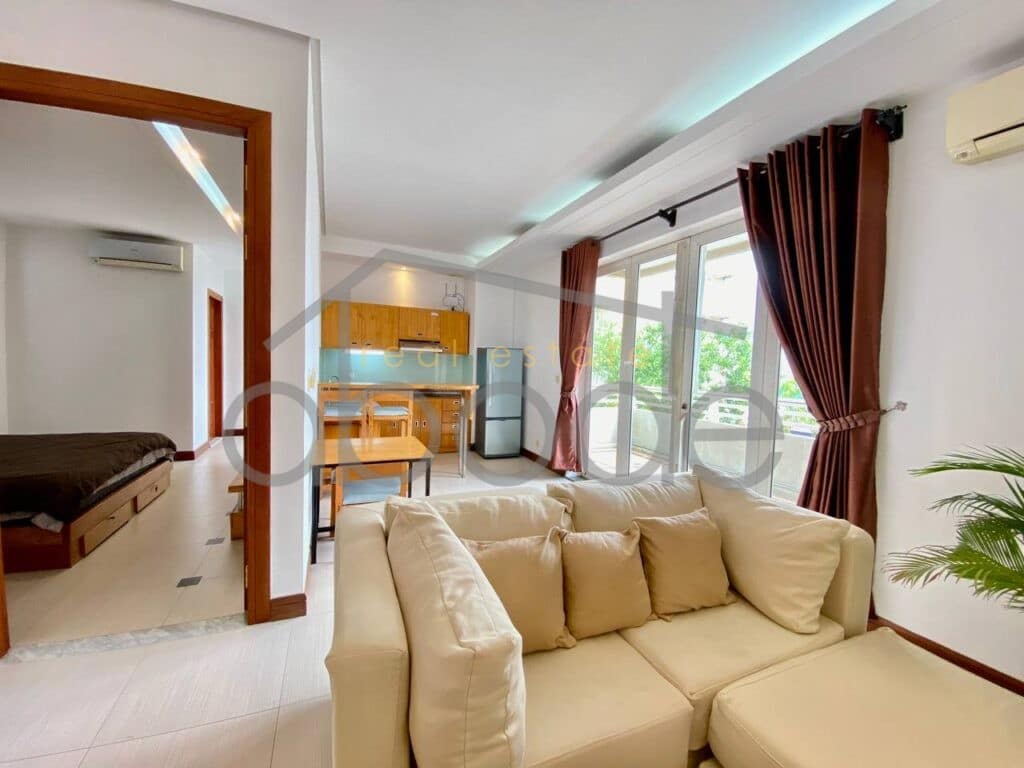 1 bedroom apartment with parking for rent Russian Market