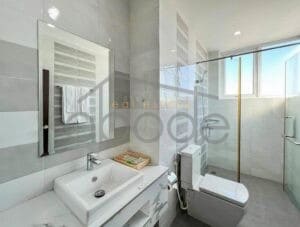 1 bedroom modern apartment for rent russian market