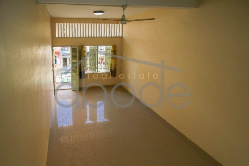 2-bedroom Riverside apartment for sale Daun Penh