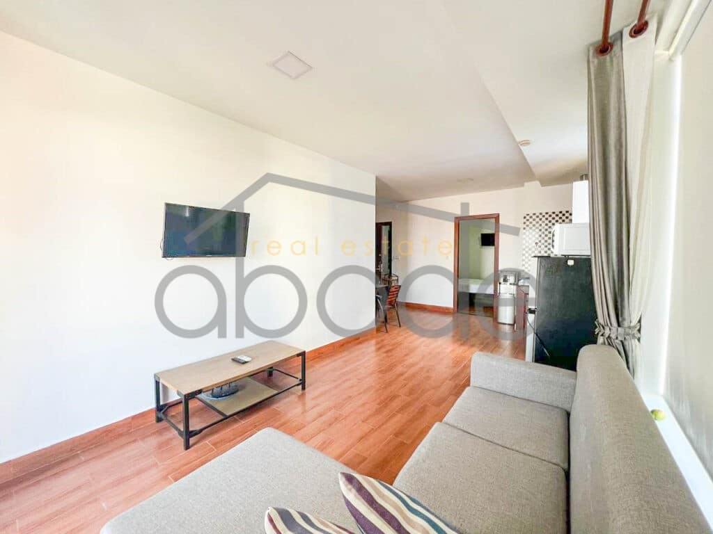 Super location 2-bedroom apartment for rent Bassac Lane