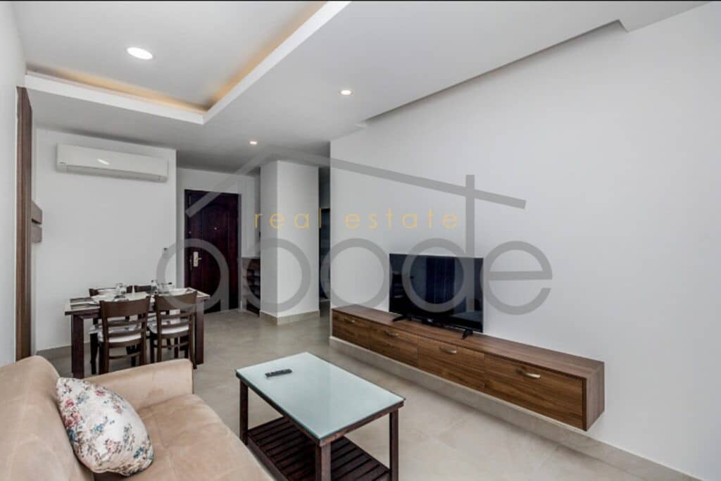 2 bedroom apartment pool and gym for rent Russian Market