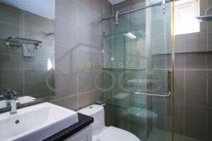 2 bedroom apartment for rent Russian Market