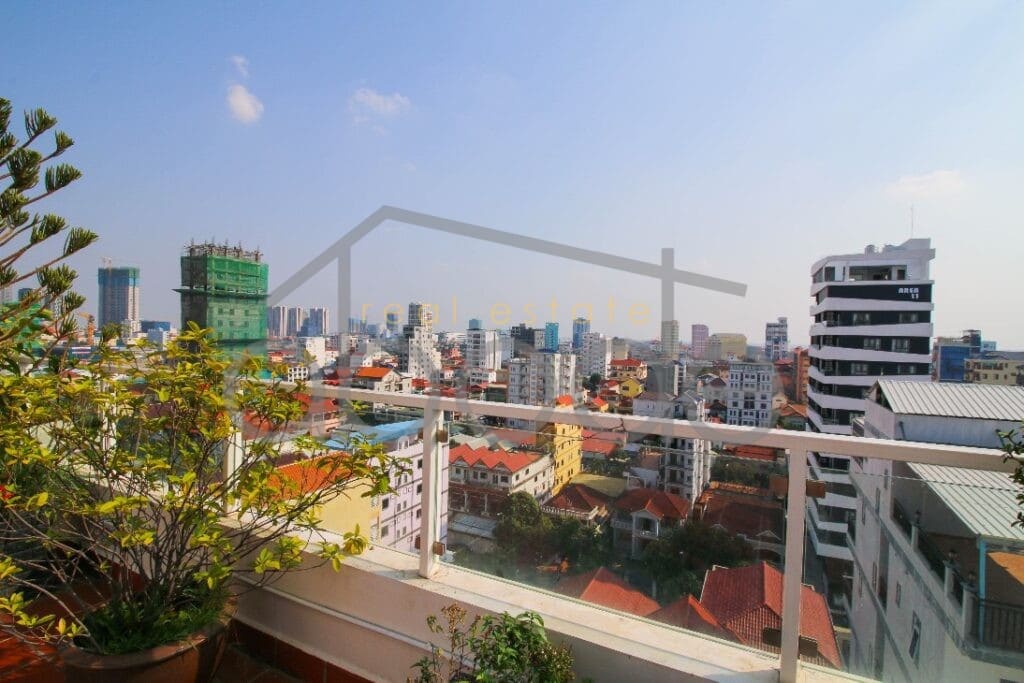 2 bedroom apartment for rent Russian Market
