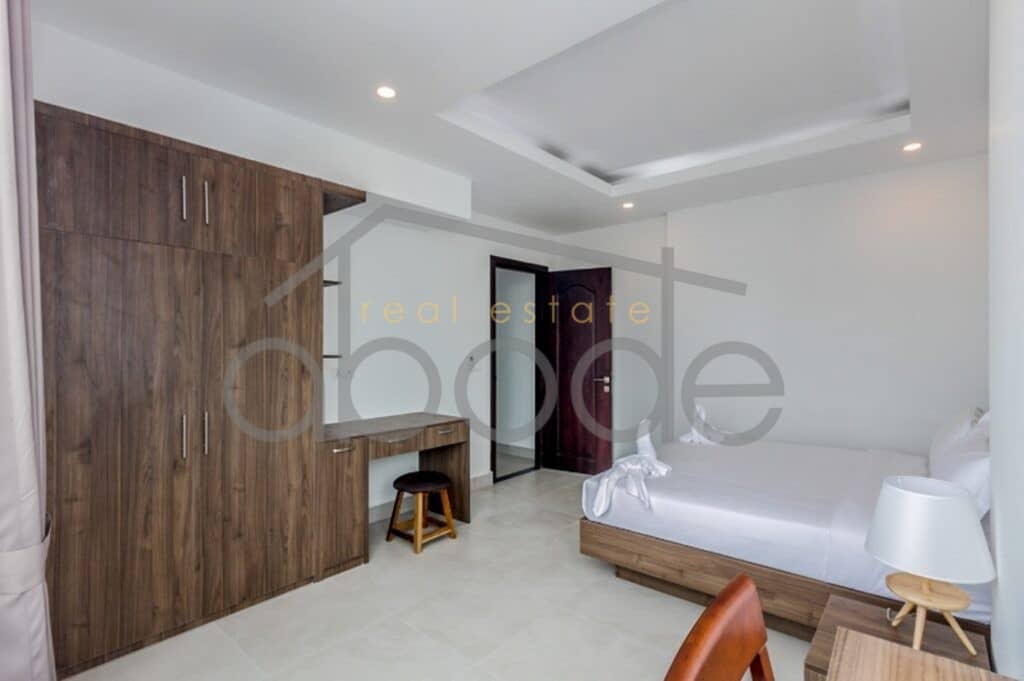 2 bedroom apartment pool and gym for rent Russian Market