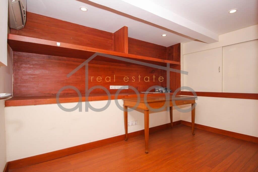 3 Bedroom duplex apartment for sale Daun Penh Phnom Penh