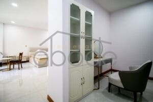 6-bedroom-villa-for-rent-russian-market