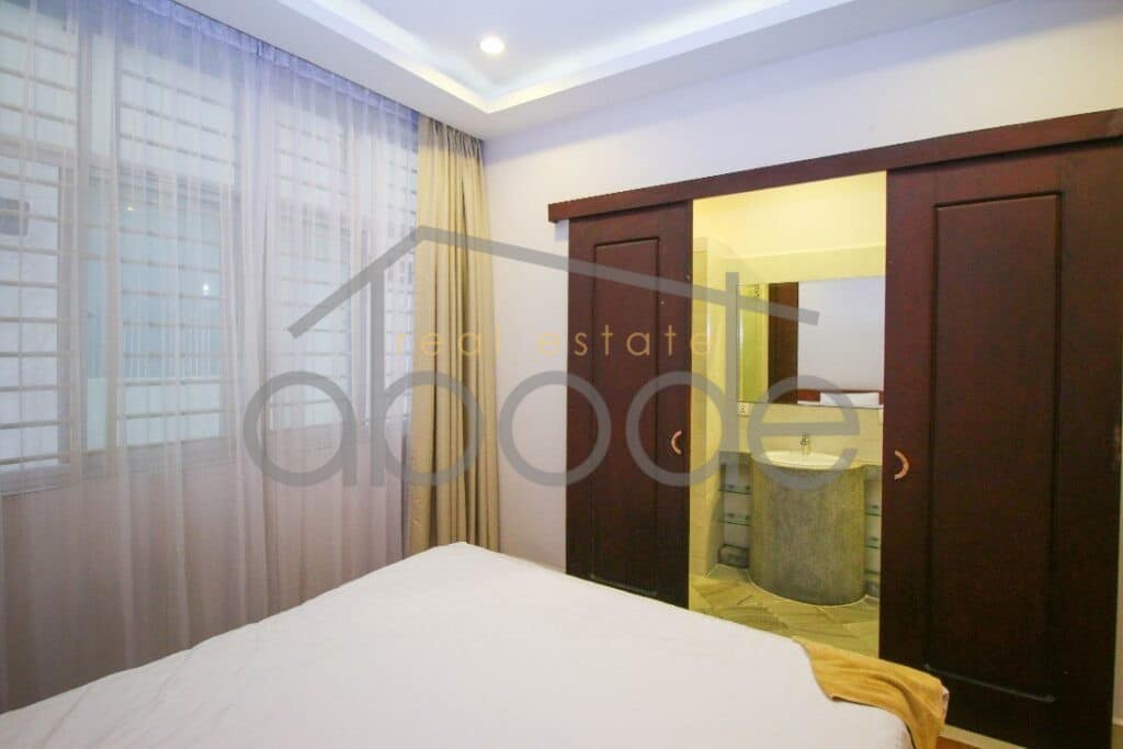 Comfortable 2 bedroom apartment for rent Russian Market