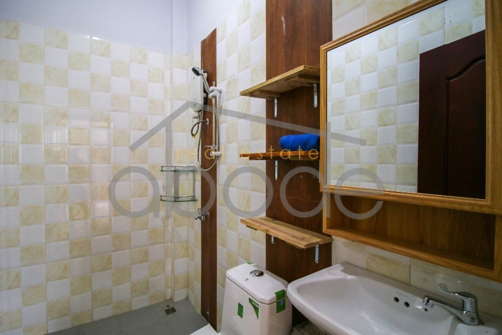 Large 2 bedroom apartment for rent Russian Market