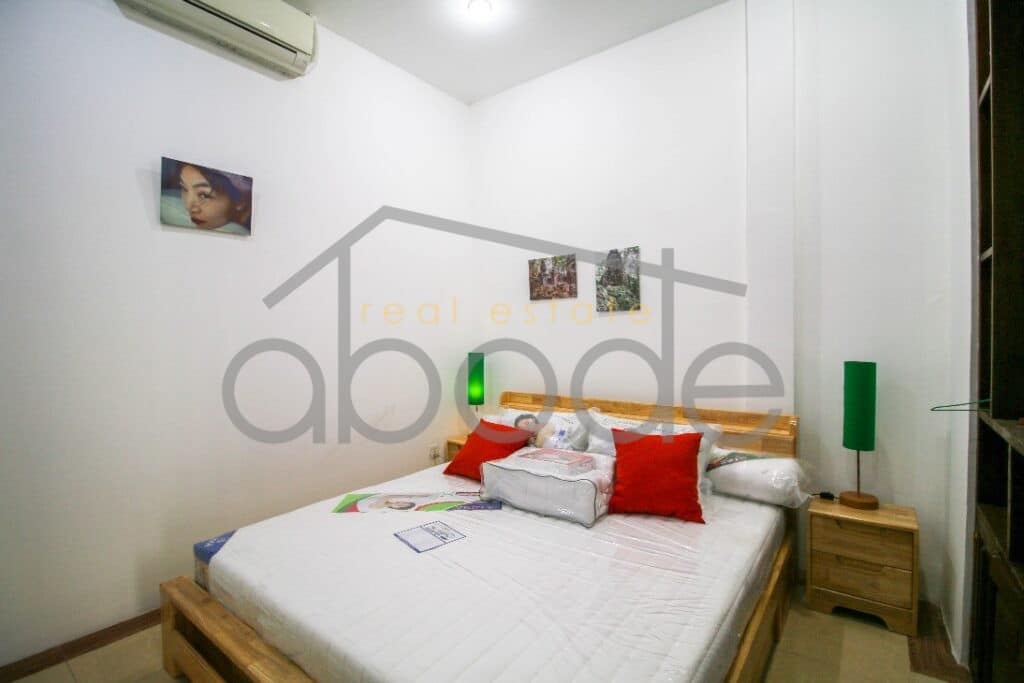 large studio apartment for rent Russian Market