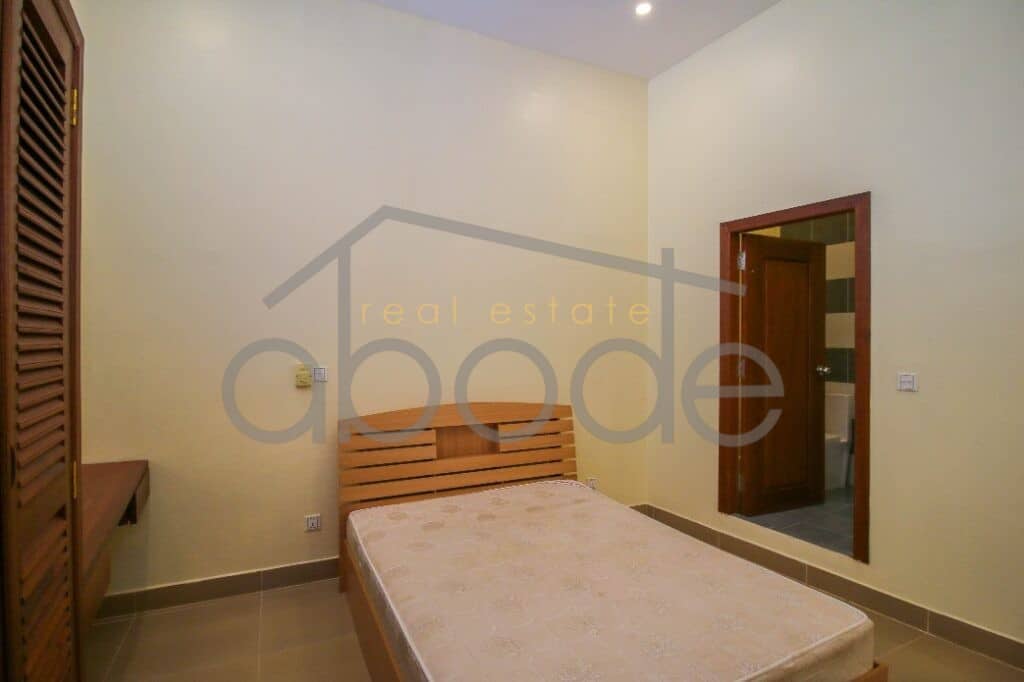 2-bedroom apartment Wat Phnom for rent central Phnom Penh