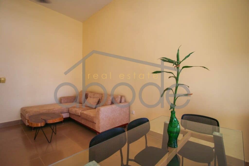 2-bedroom apartment Wat Phnom for rent central Phnom Penh