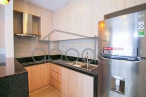 2-bedroom-apartment-for-rent-russian-market