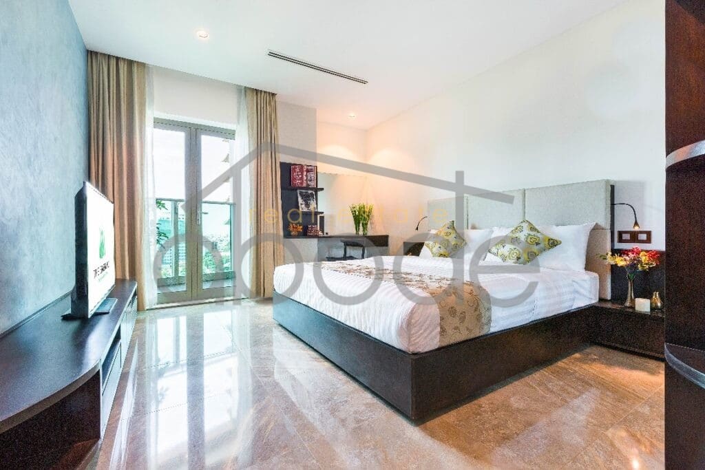 1-bedroom King Size apartment for rent Daun Penh central Phnom Penh
