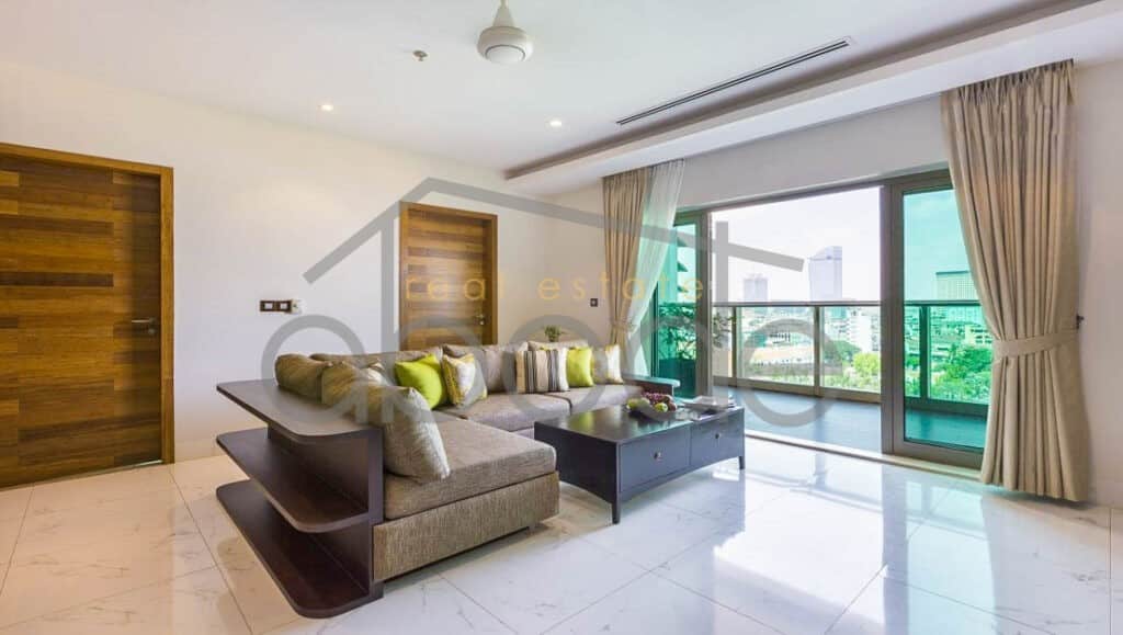 2 bedroom king size apartment for rent Daun Penh