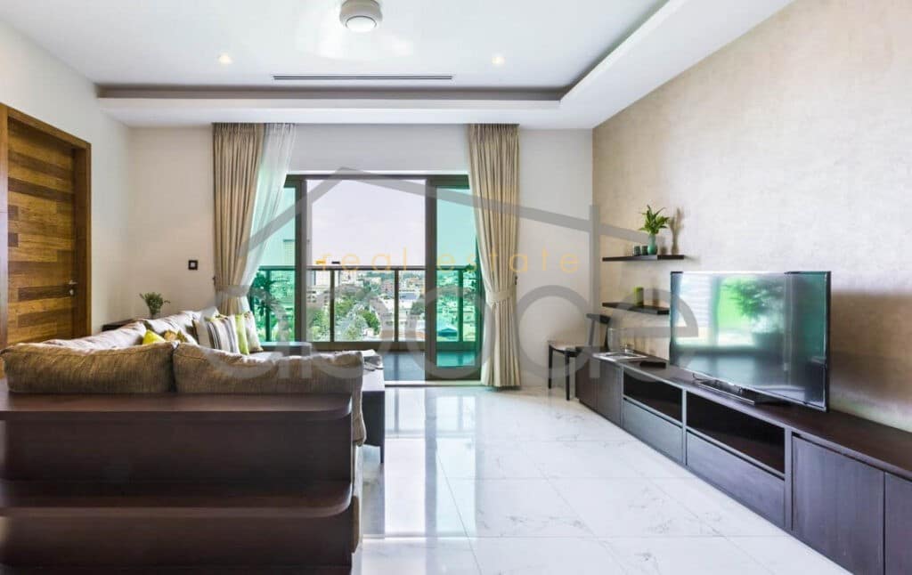 2 bedroom king size apartment for rent Daun Penh