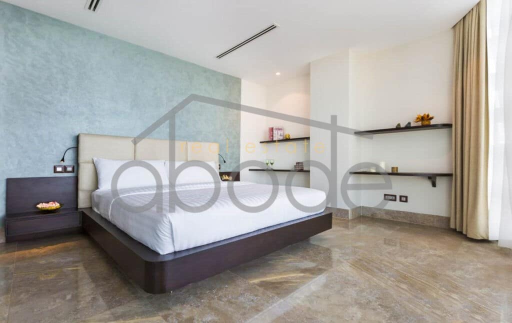 2 bedroom king size apartment for rent Daun Penh