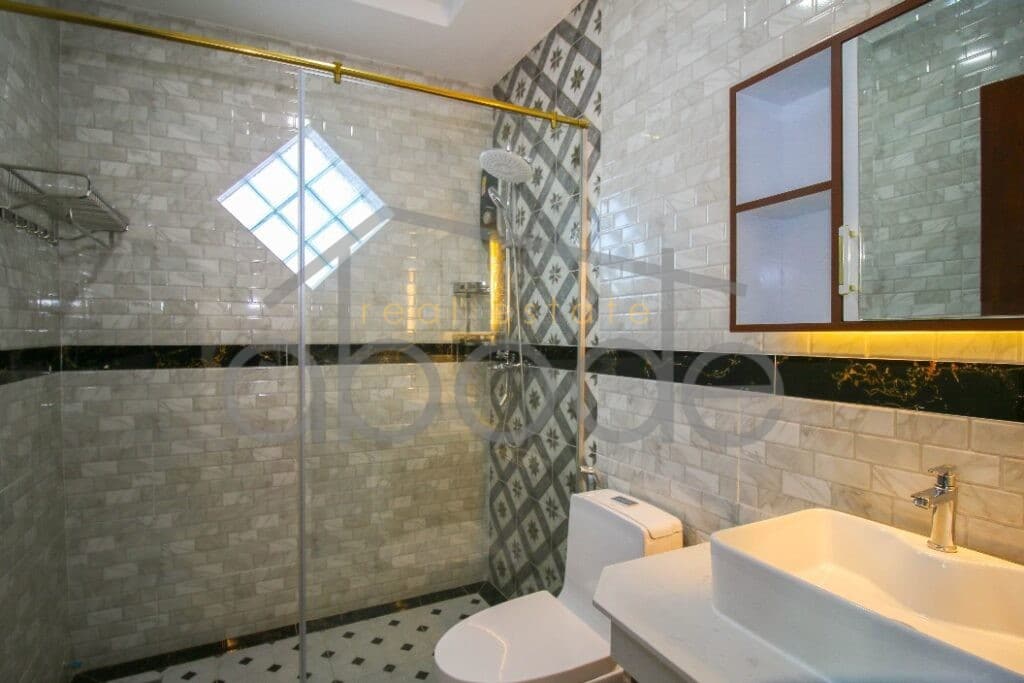 1 bedroom serviced apartment BKK 2 for rent