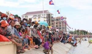 Svay Rieng water festival image courtesy of the Khmer Times