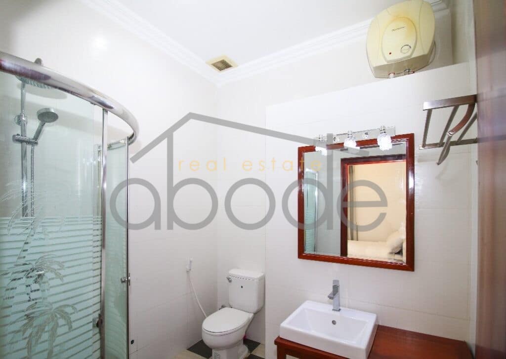 2-bedroom villa for rent Russian Market