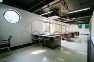 1st floor office for rent Wat Phnom
