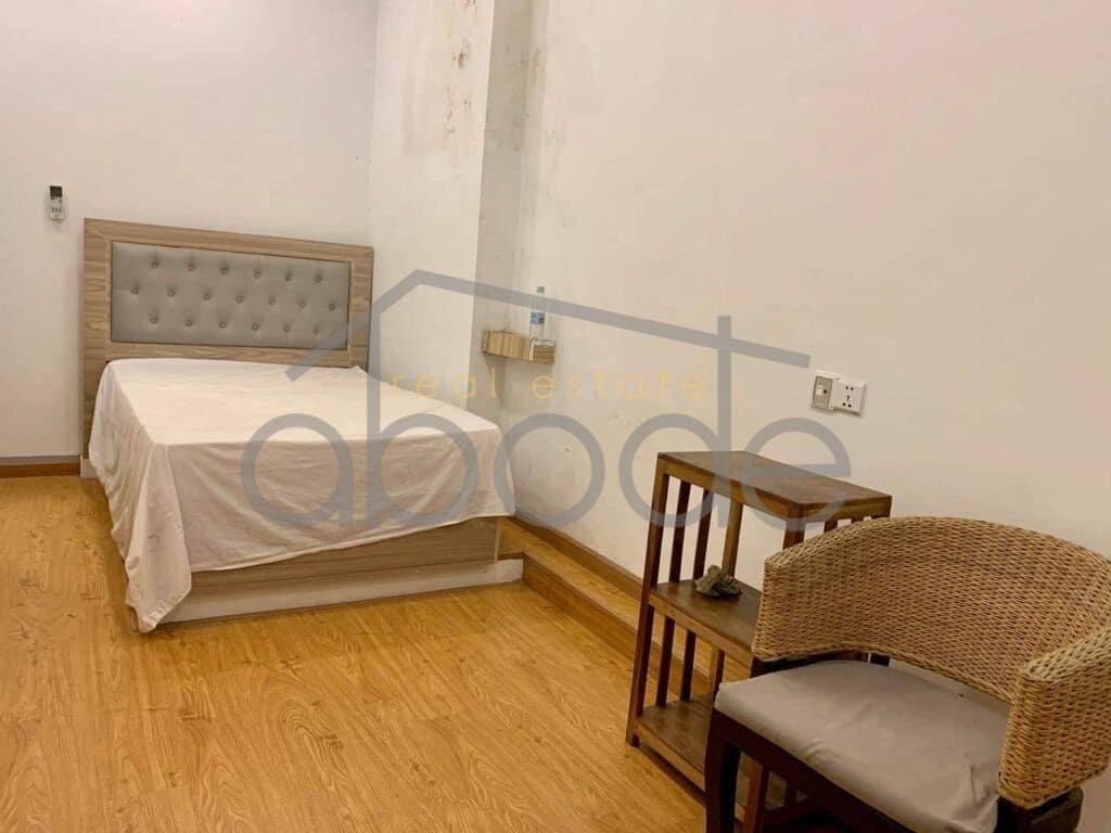 2 bedroom Riverside apartment for Daun Penh