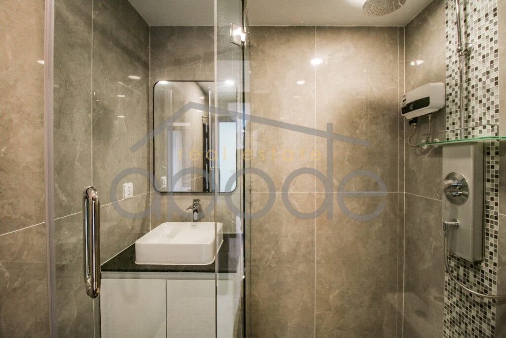2 bedroom apartment for rent near Russian Market