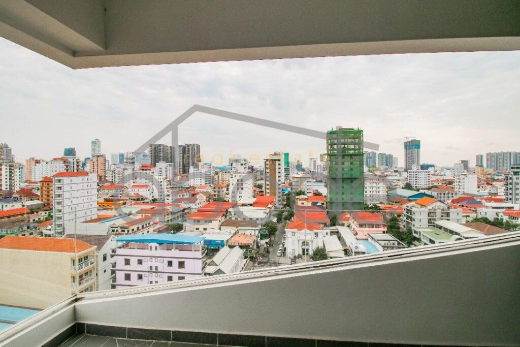 2 bedroom apartment for rent near Russian Market