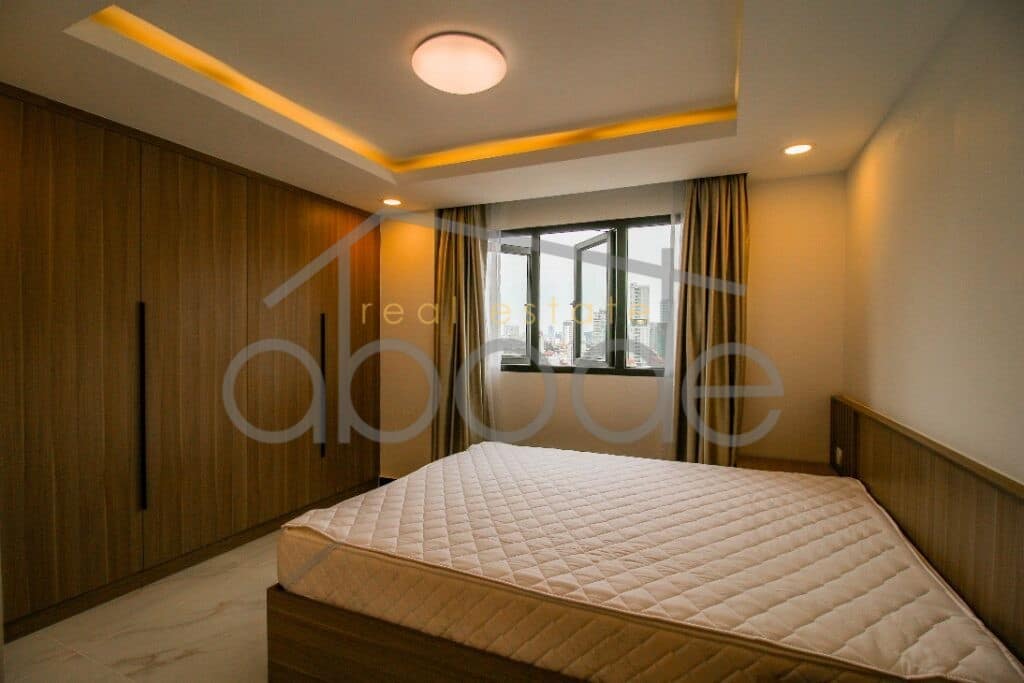 2 bedroom apartment for rent near Russian Market