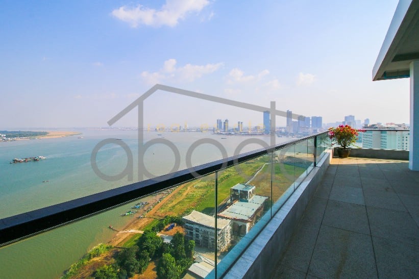 2 bedroom condo for sale Chroy Changvar