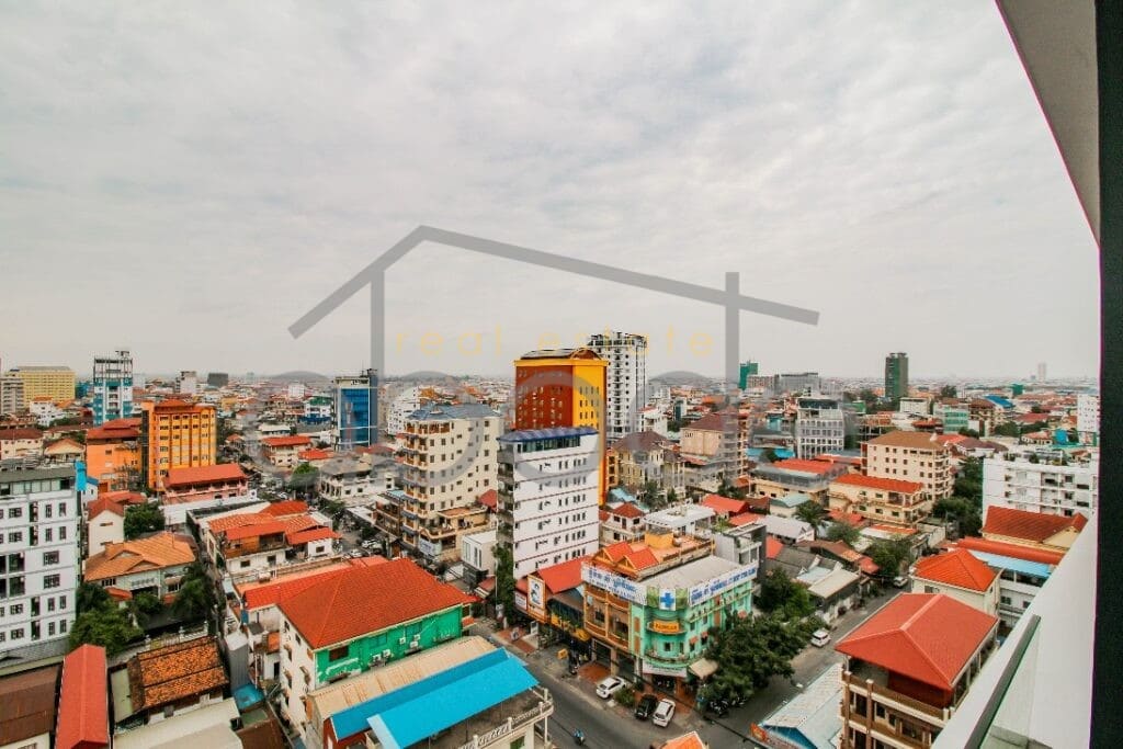 3 bedroom penthouse apartment for rent near Russian Market