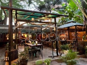outdoor-bars-to-check-out-phnom-penh