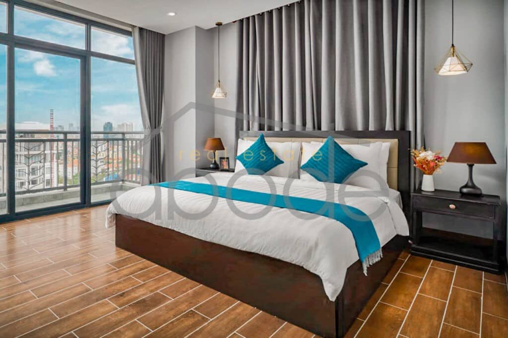 3-bedroom executive apartment for rent Bassac Lane central Phnom Penh