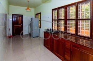 4 bedroom renovated villa for rent Bassac Lane