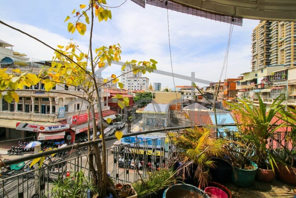 Renovated corner 1 bedroom apartment for sale BKK 2