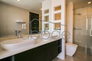 luxury 2 bedroom apartment pool and gym daun penh for rent
